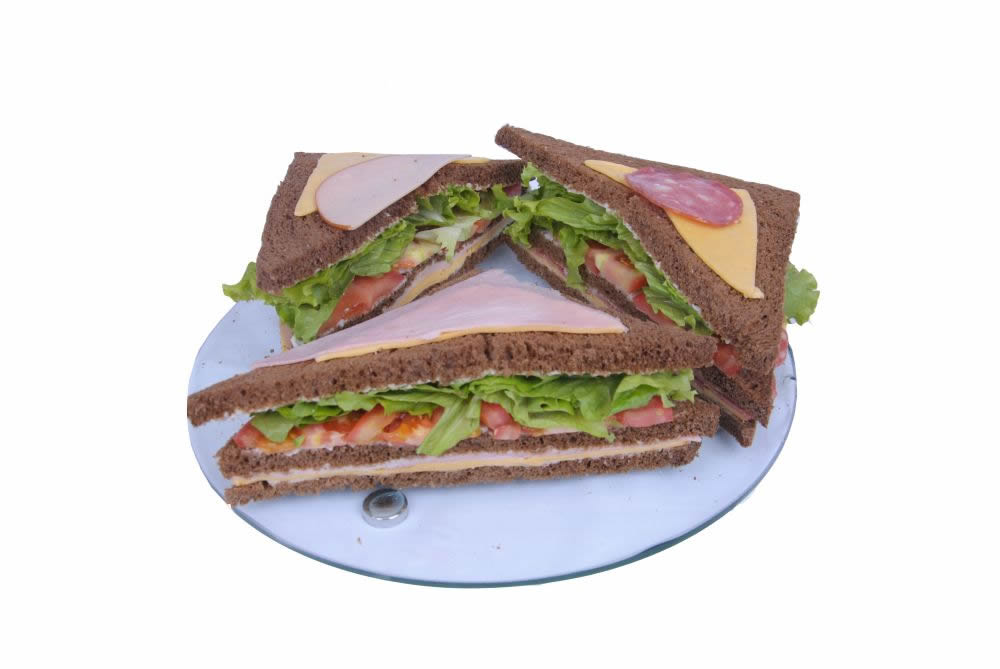 Sanduiche Pão Preto